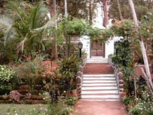 Cancio'S House Hotel Aldona Exterior foto